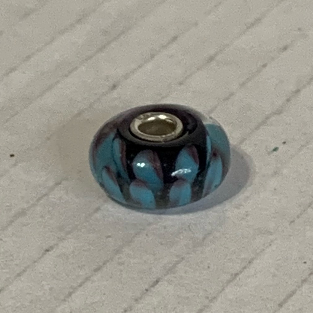 Blue Lotus Flower Glass Charm Bead 27$